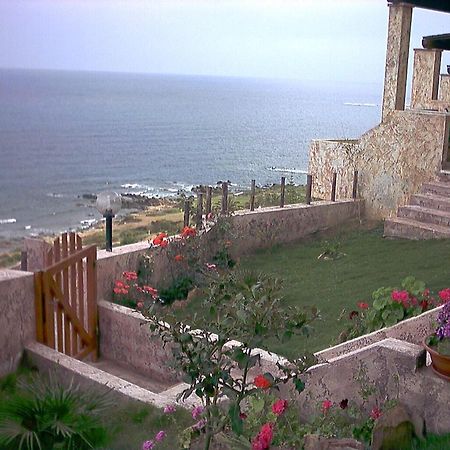 Villetta Sul Mare, Panoramica วิลลาปุตซู ภายนอก รูปภาพ