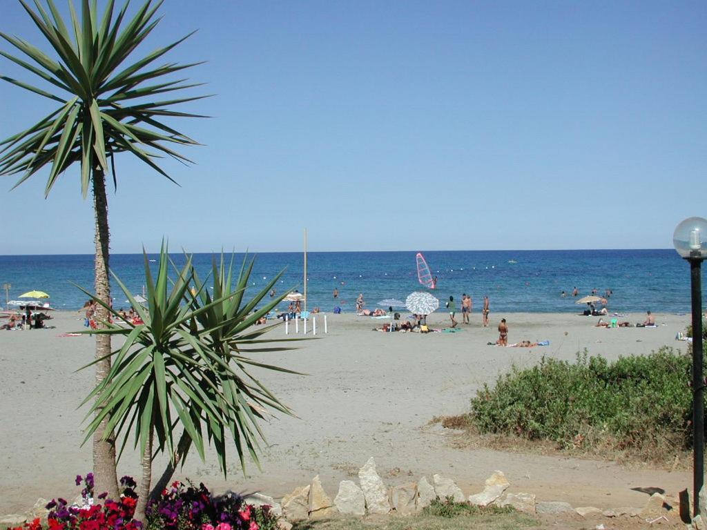 Villetta Sul Mare, Panoramica วิลลาปุตซู ภายนอก รูปภาพ